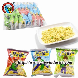 đồ ăn vặt mì khô chiên giòn
