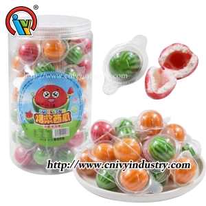 kẹo cao su bong bóng đầy mứt lỏng